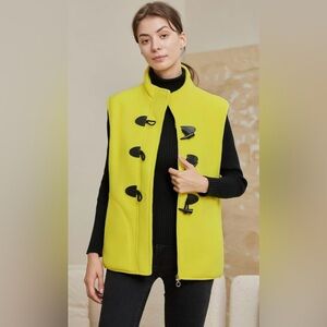 NWT Jiang Wu Women’s Sherpa Vest, Yellow, L and XXL
